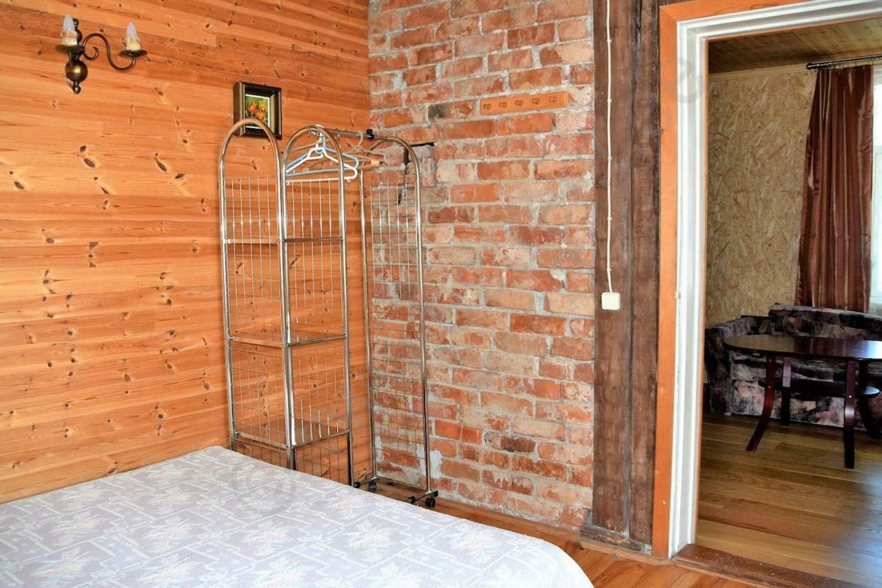 Private Apartment In The Centre Of Parnu/Pernau المظهر الخارجي الصورة