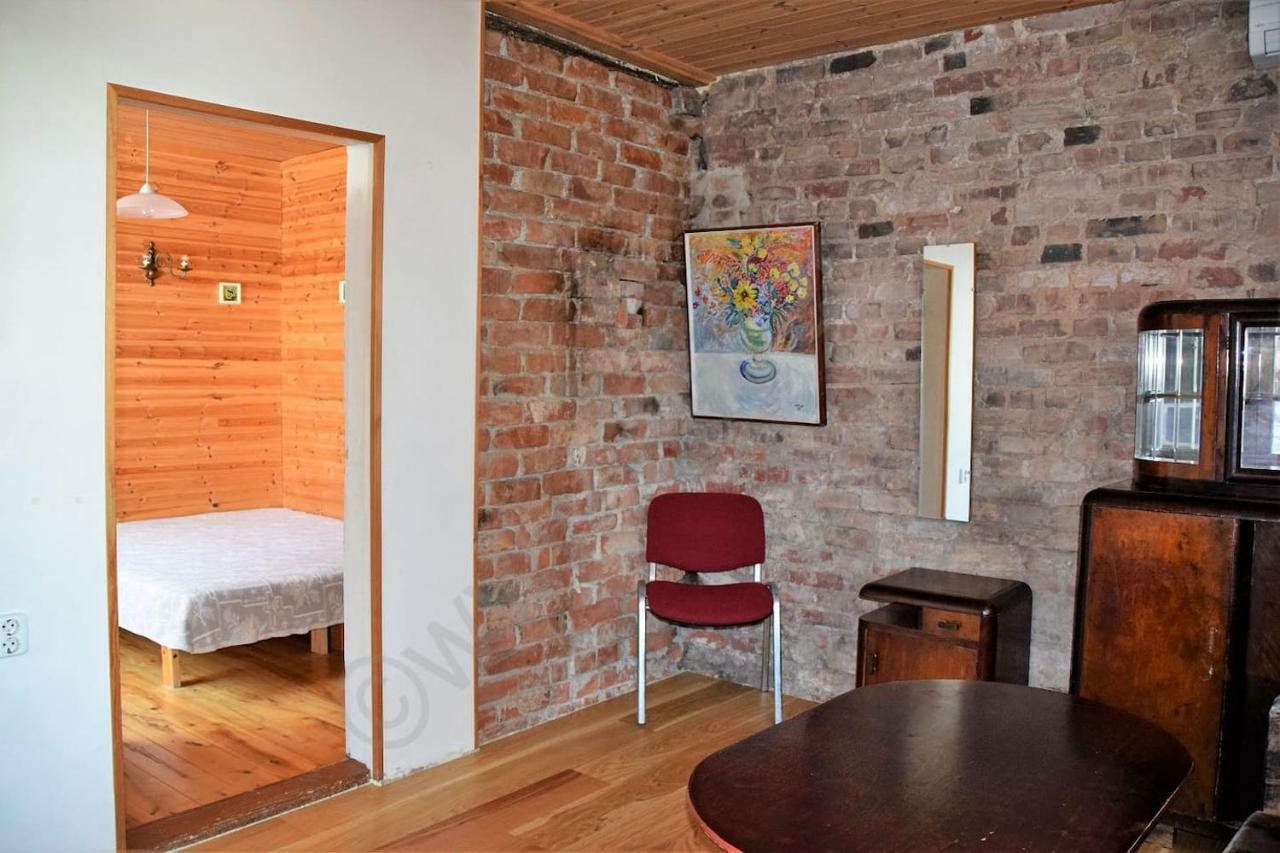 Private Apartment In The Centre Of Parnu/Pernau المظهر الخارجي الصورة